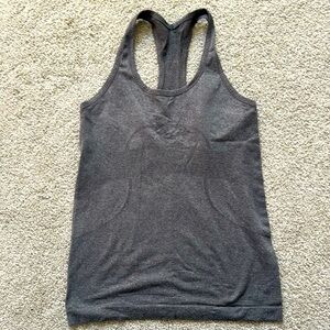 Women’s Lululemon active tank